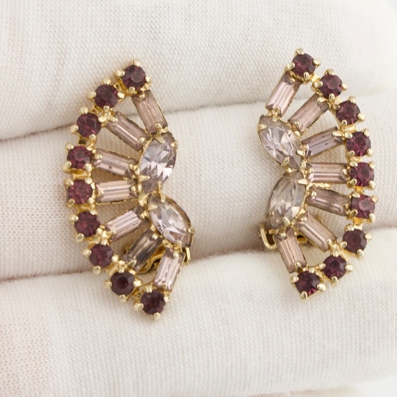 Vintage Purple Rhinestone Clip On Earrings Fan Shape Mid-Century Glam - Picture 4 of 4